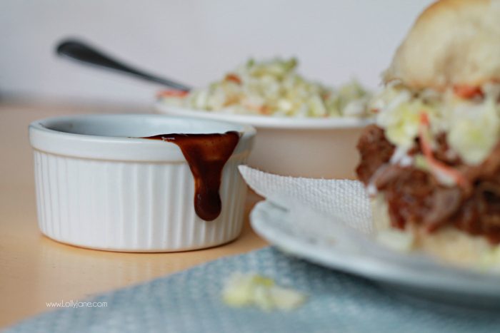 Crock pot bbq pulled pork. This 4 ingredient pulled pork is fast to prepare and SO full of flavor! Your family will love it! Winning pulled pork recipe! Easy pulled pork dinner or lunch, must try!