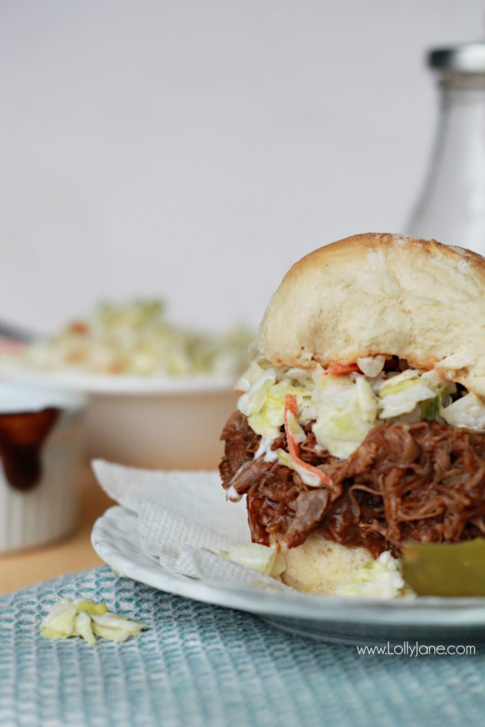 Crock pot bbq pulled pork. This 4 ingredient pulled pork is fast to prepare and SO full of flavor! Your family will love it! Winning pulled pork recipe! Easy pulled pork dinner or lunch, must try!