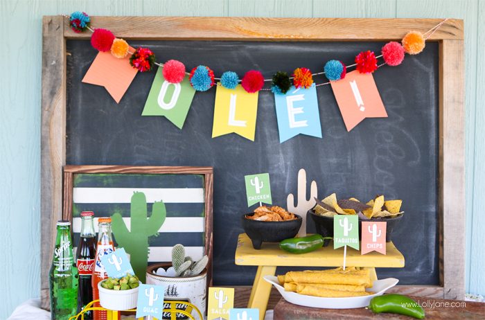 Easy Nacho Bar with FREE Printable Labels + Banner... perfect for a Cinco de Mayo fiesta!