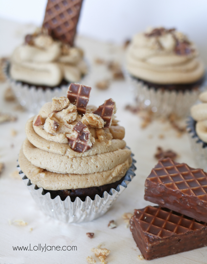 Nutty-Bar-Cupcakes-Peanut-Butter-Frosting-7