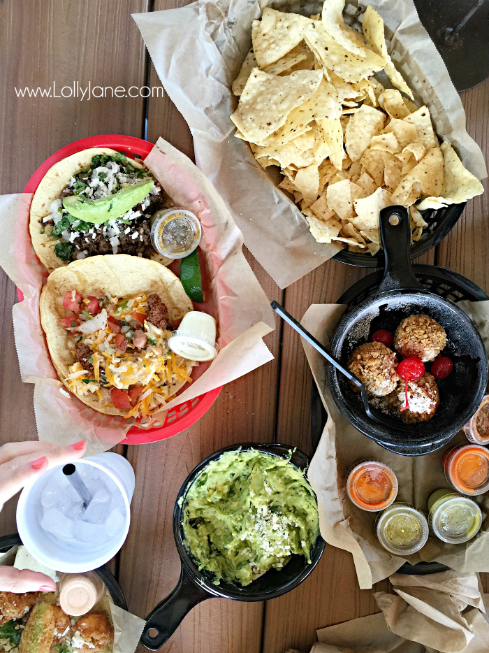 Must eat places in Waco TX, Torchy's Tacos in Waco, SO GOOD!