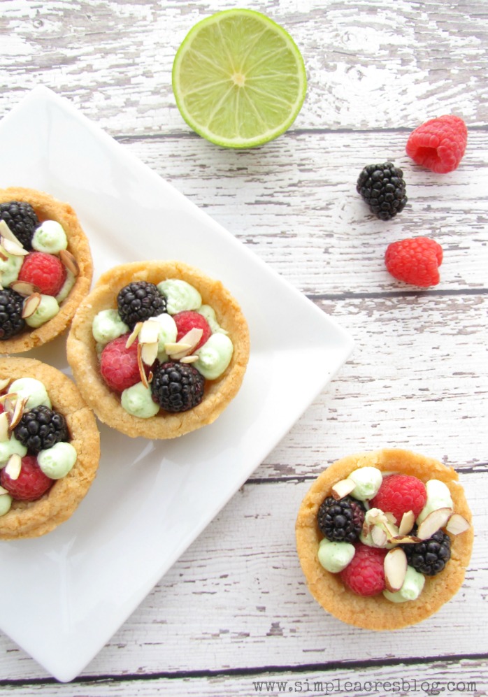 Easy Sugar Cookie Berry Bowls recipe via SimpleAcresBlog.com | YUM!!!