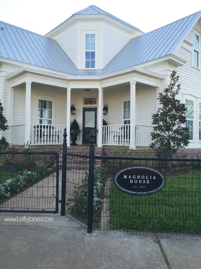 Places to visit in Waco, Texas. Great thrift store suggestions when visiting Magnolia in Waco. Lots of fun finds! Inside look at The Magnolia House!!