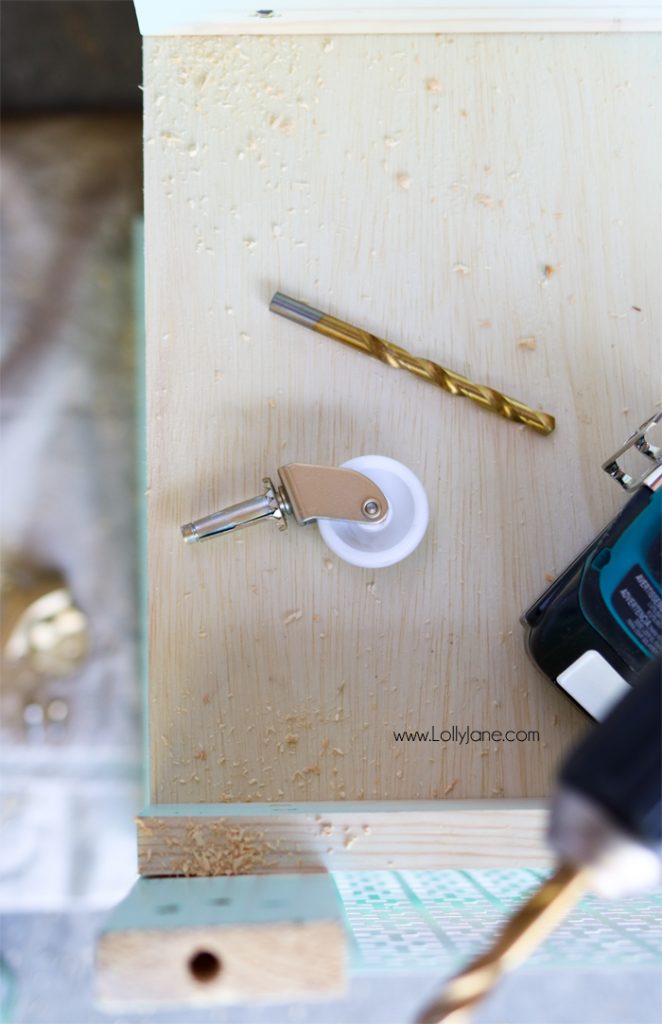 DIY Beverage Station, perfect for summer entertaining or indoor gatherings!