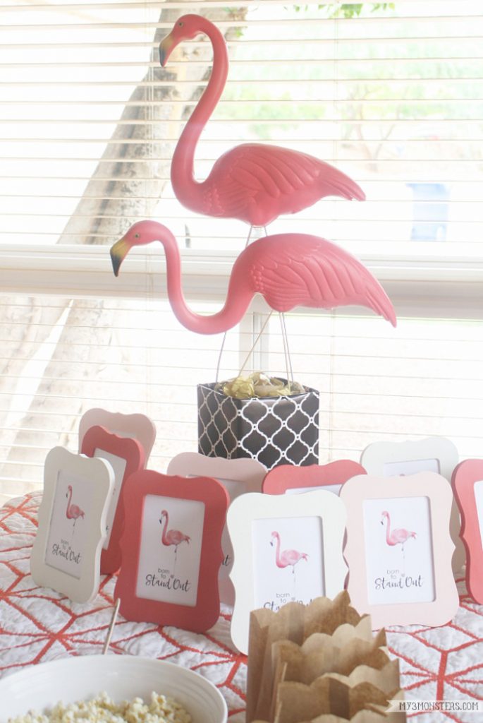 Darling Born to Stand Out Flamingo free printables. Love these flamingo party decor ideas! Cute flamingo free prints!