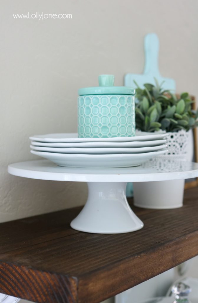 Farmhouse Chic Dining Room Shelf decorating ideas... love!