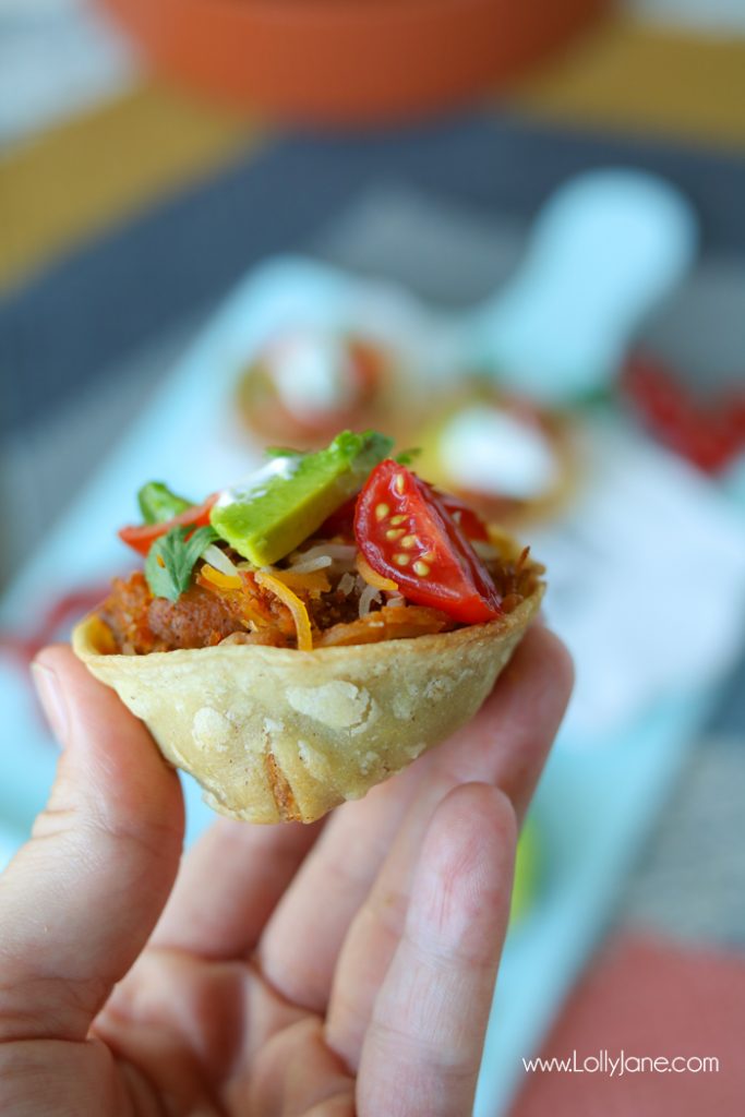 Quick & Easy TACO CUPS.. so good! Made in under an hour and great for kid size or pile them up for adults!