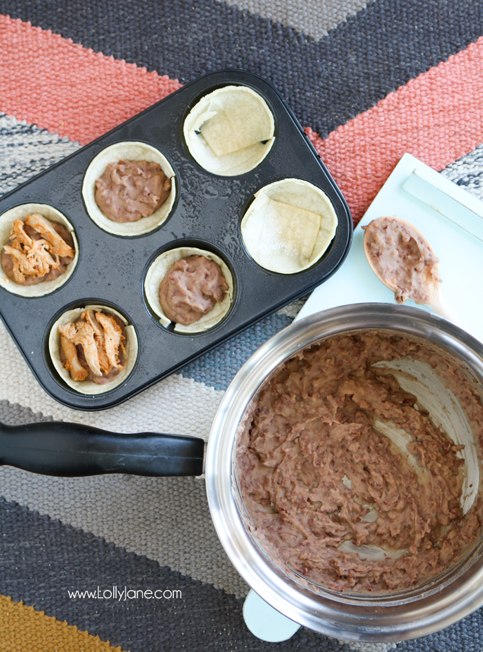 Quick & Easy TACO CUPS.. so good! Made in under an hour and great for kid size or pile them up for adults!