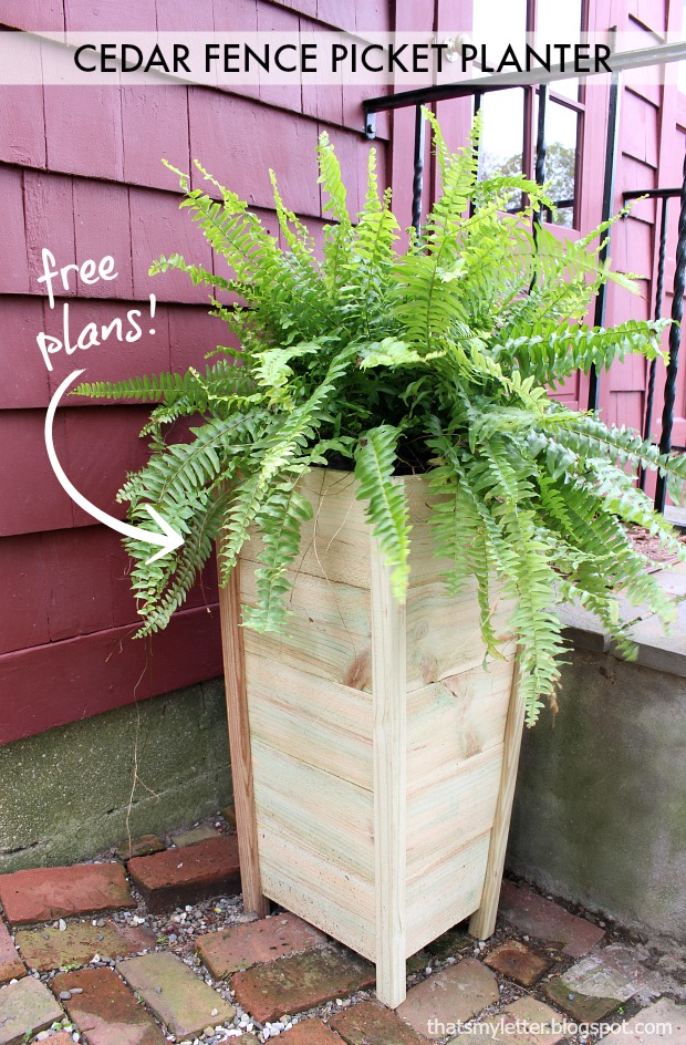 DIY Cedar Fence Picket Planter, easy tutorial and PERFECT for your porch! 