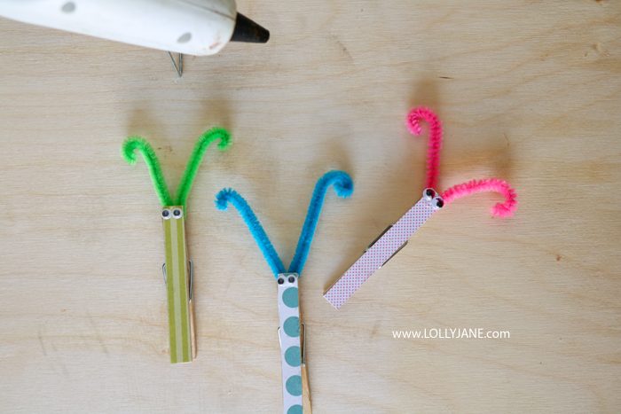 https://lollyjane.com/wp-content/uploads/2016/08/clothespins-butterly-snack-bags-tutorial.jpg