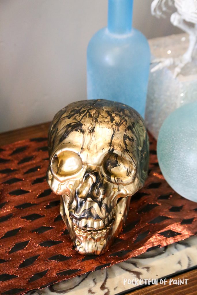 DIY Marble Skull, fun Halloween decor to make with the kids!