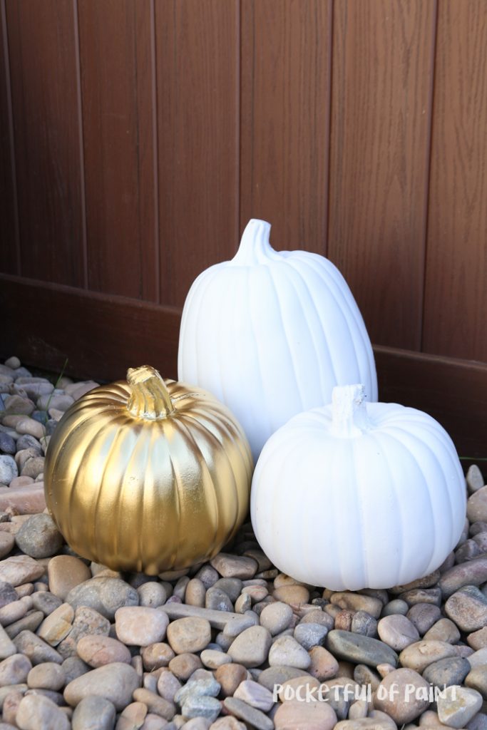 DIY Marble Pumpkins, fun Halloween decor to make with the kids!