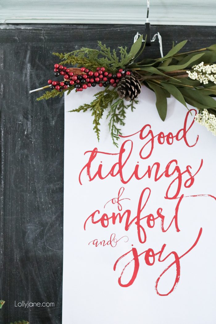 FREE "Good Tidings of Comfort and Joy" printable, perfect to frame or turn into a greeting card for the holidays! Merry Christmas!