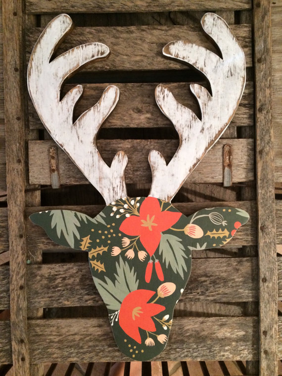 So cute!! Love this floral rustic reindeer head! CUTE!