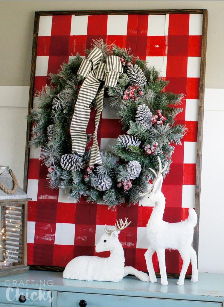 https://lollyjane.com/wp-content/uploads/2016/12/buffalo-plaid-wooden-plank-display.jpg