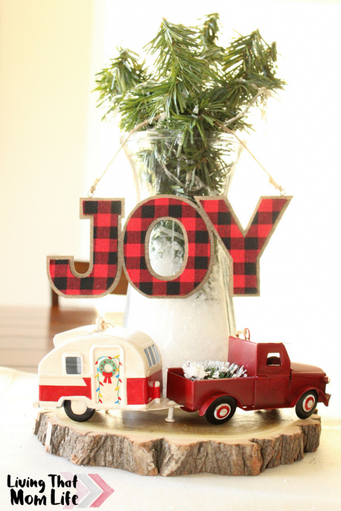 https://lollyjane.com/wp-content/uploads/2016/12/country-christmas-centerpiece.png