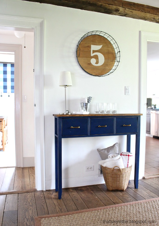 DIY Dining Room Sideboard Table, love it! Such talent to build this cutie from scratch, awesome tutorial!