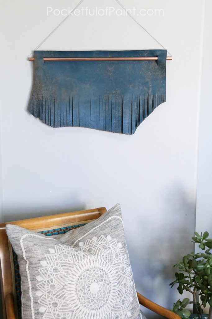 DIY leather wall hanging, easy tutorial for this pretty wall decor idea!