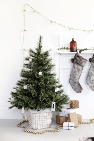 21 Christmas Tree Stand Ideas - Lolly Jane