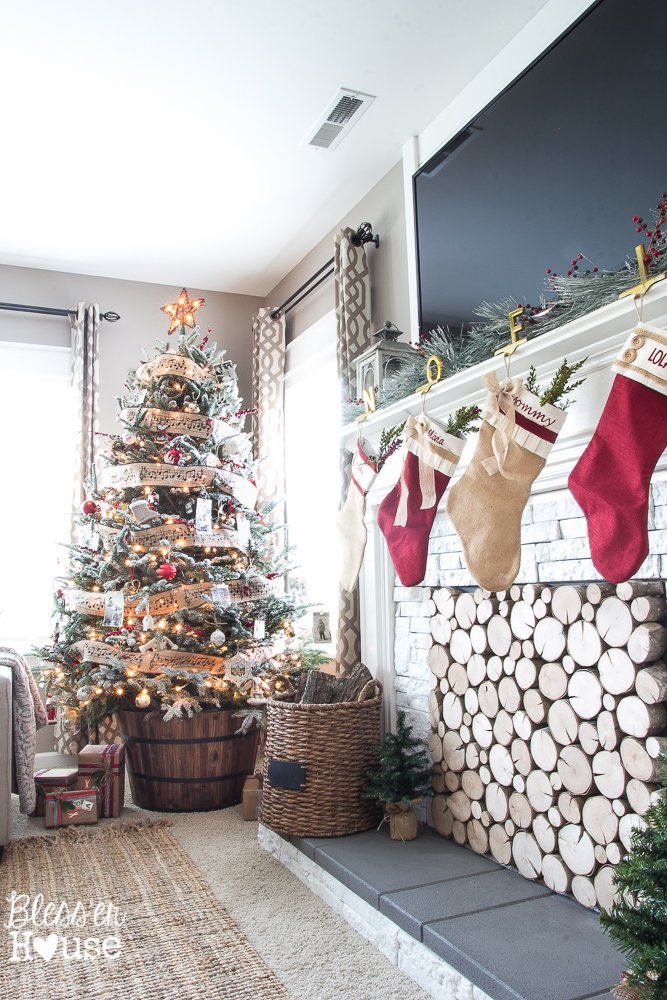 21 Christmas Tree Stand Ideas - Lolly Jane