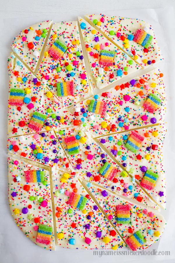 Candy Rainbow Bark. SO GOOD!