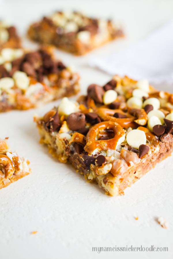 Magic Cookie Bars with Caramel and Pretzels, YUM! Easy dessert and so good!