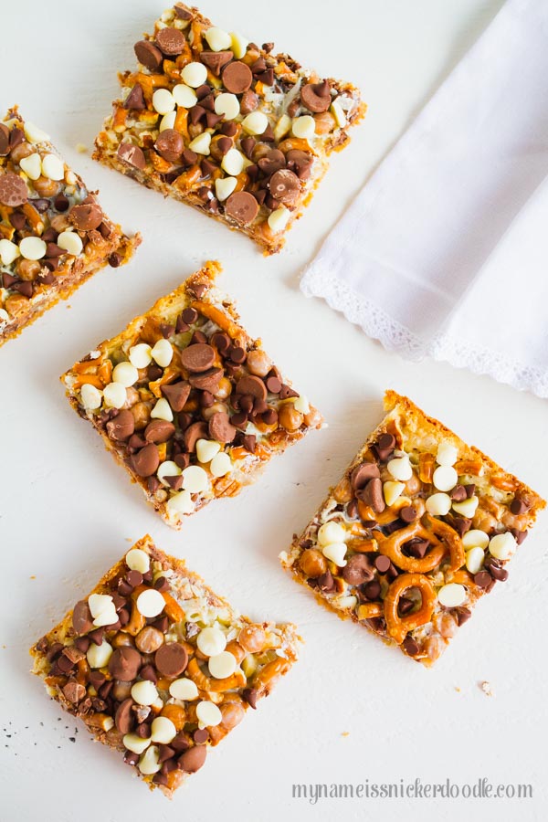 Magic Cookie Bars with Caramel and Pretzels, YUM! Easy dessert and so good!