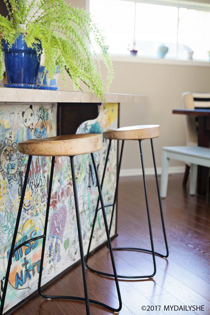 DIY graffiti kitchen island art. This grafitti art is such a fun statement in your home