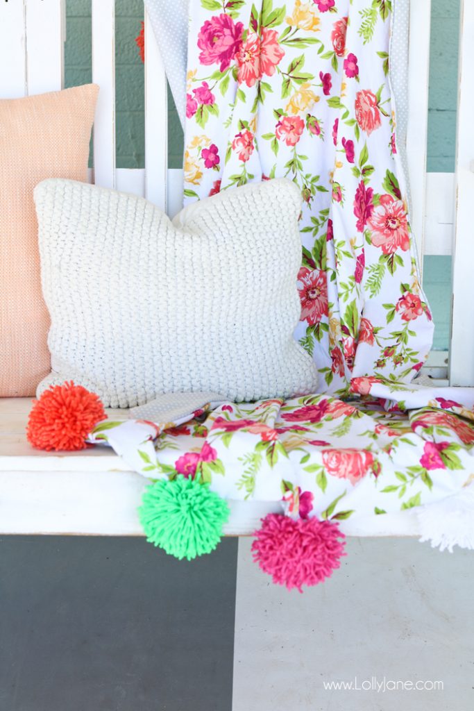 DIY Pom Pom Throw Blanket, so easy and CUTE! Great tutorial for sewers of any level!