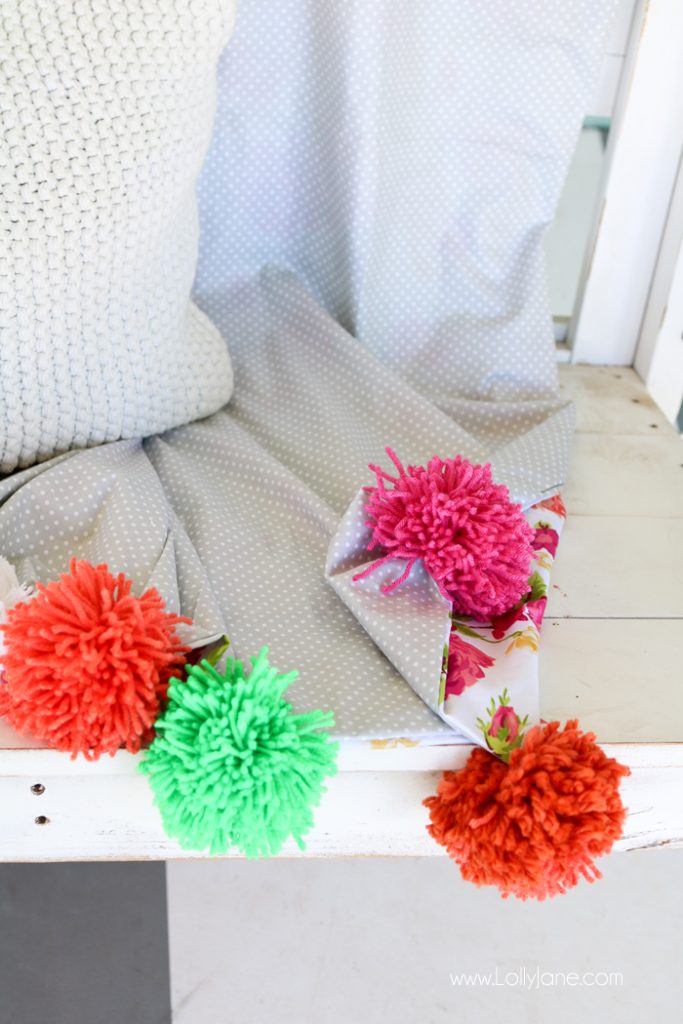 DIY Pom Pom Throw Blanket, so easy and CUTE! Great tutorial for sewers of any level!