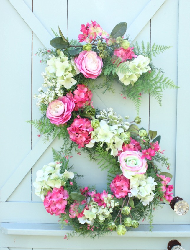 20 Pretty DIY Spring Wreaths