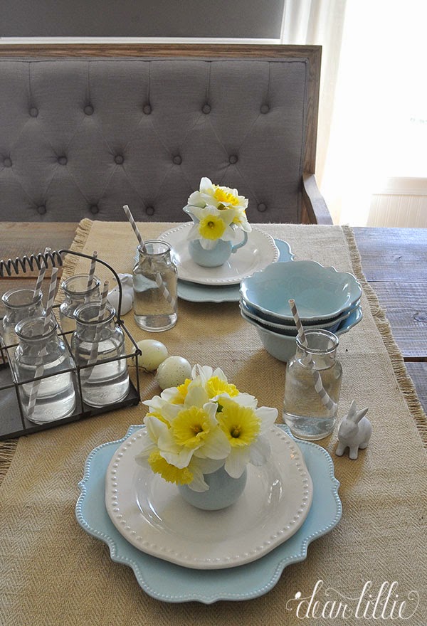 Lovely and Easy to Make Easter Tablescape Ideas