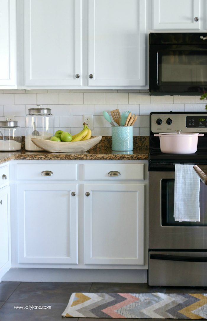 Faux Subway Tile Backsplash... this is WALLPAPER! Looks like real tile, get the easy how-to which is perfect for renters or those on a budget!