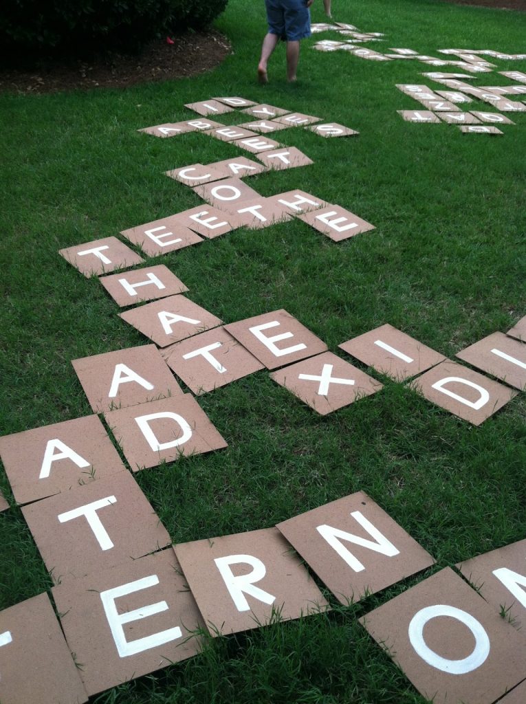 10 Giant Yard Games You Can DIY