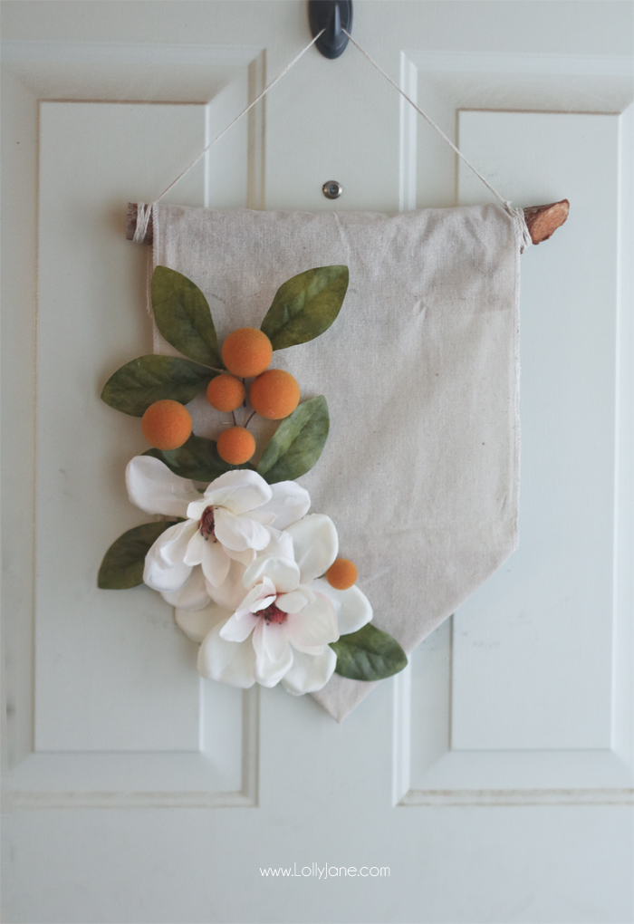 DIY Hanging Wall Banner, summer style! So easy!!! Made in less than 20 minutes for under $10! (And NO-SEW, yay!)