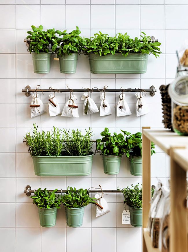 9 stunning wall planters! Check out these green happy wall planter decor ideas! Love adding greenery indoors, these wall planters are a great way to spruce up your space!