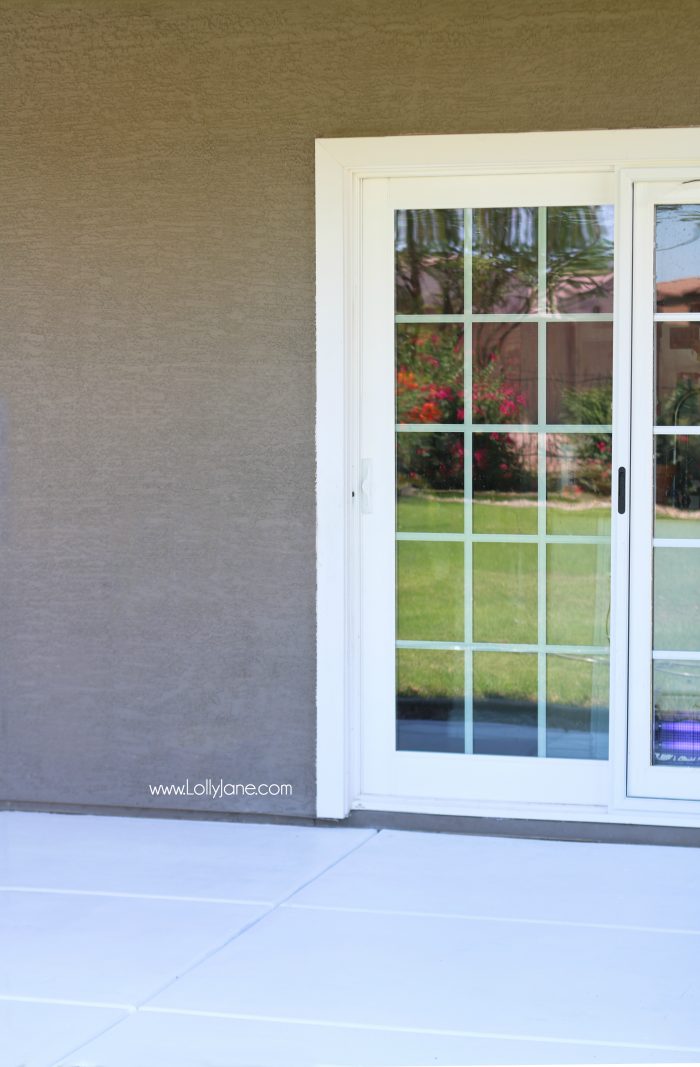 Click to see the cute "after" of this porch makeover... love the white concrete paint tutorial! So fresh and bright (: