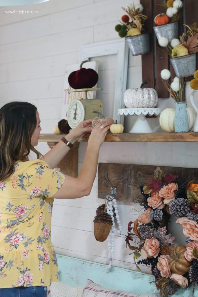 Easy Fall Entryway Decor