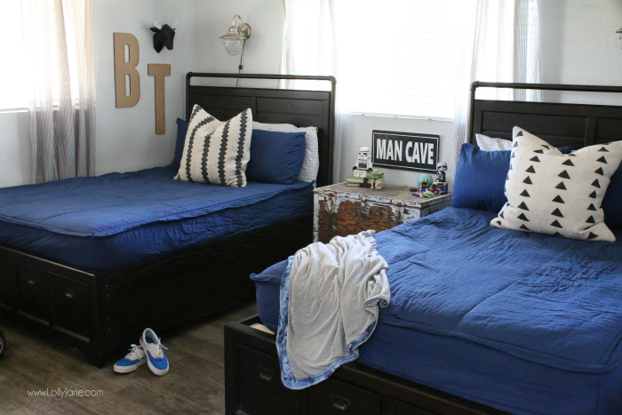 Loving these matching full size beds in this small boys shared bedroom. Clever zipper bedding, makes making the bed super easy!