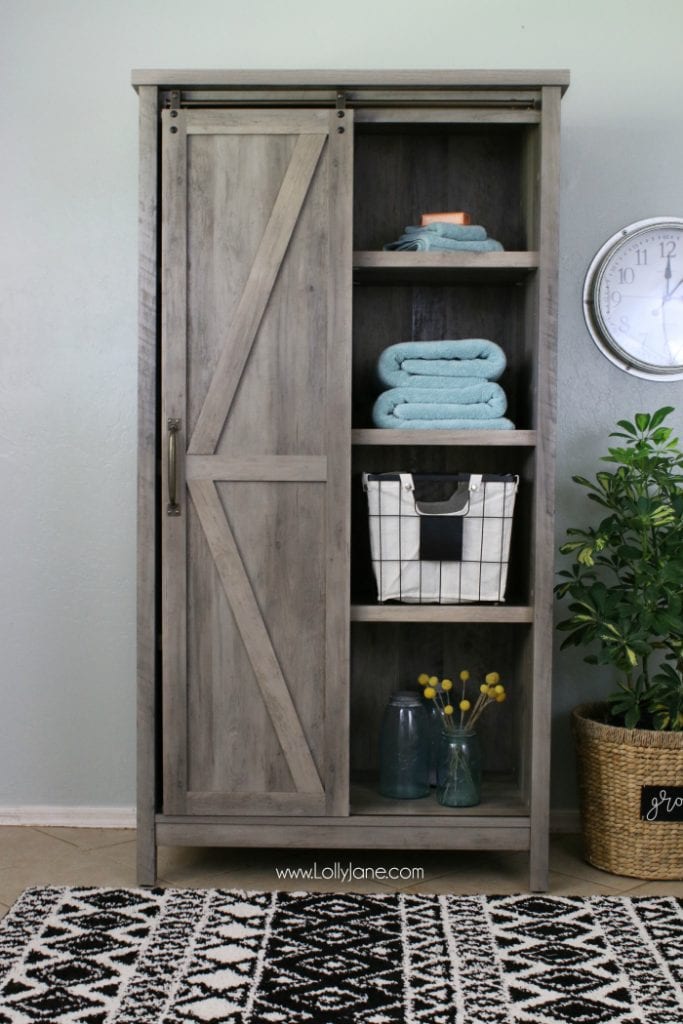 Affordable Farmhouse Laundry Room Makeover