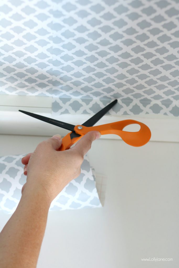 Wallpaper Hack: Drawer Liners