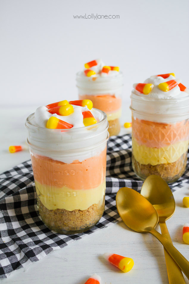 You've got to try this easy candy corn cheesecake in a jar. Such a yummy fall treat idea! Love this fun Halloween dessert!