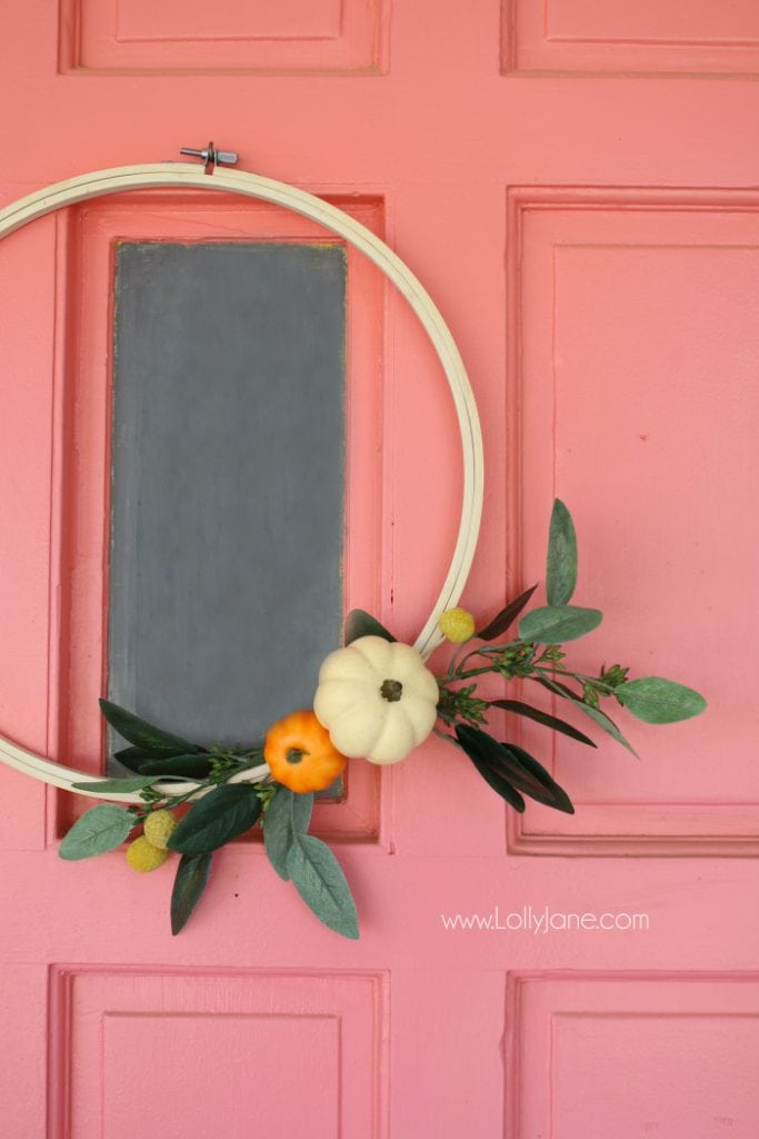 Such a cute fall wreath for your front door fall decor! Love this DIY fall wreath hoop art!