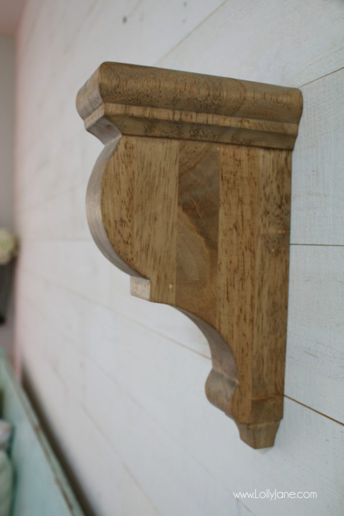 How to hang wood corbel shelves, so dang cute! Love this easy farmhouse shelf installation project, such a pretty entryway farmhouse shelf!