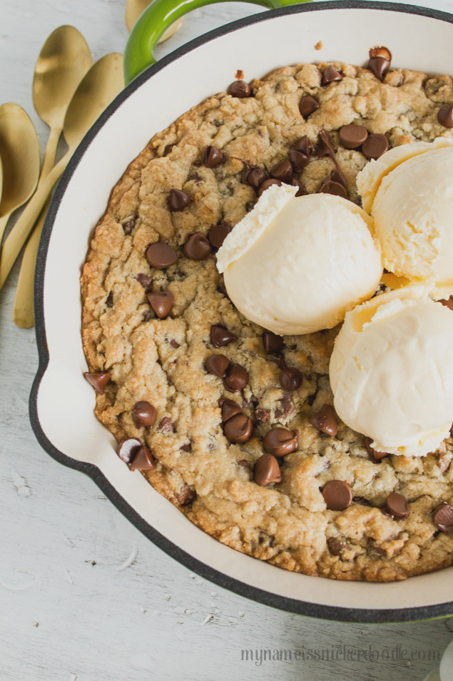 Quick Chocolate Chip Skillet, so easy to make!