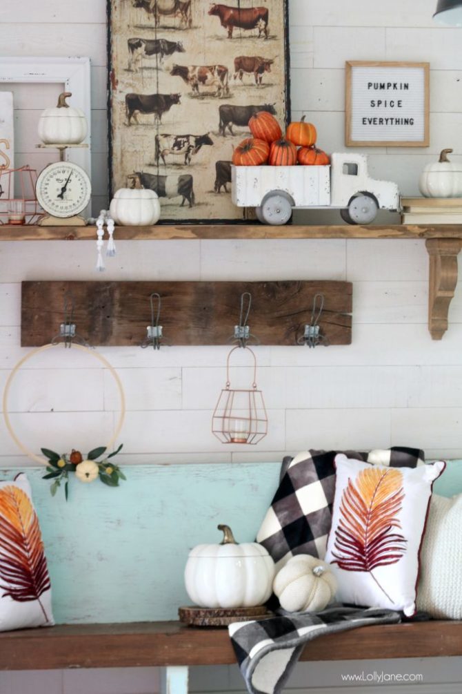 Love This Farmhouse Chic Mantel in This Pretty Entryway... Decorate for Fall BEAUTIFULLY and EASY!