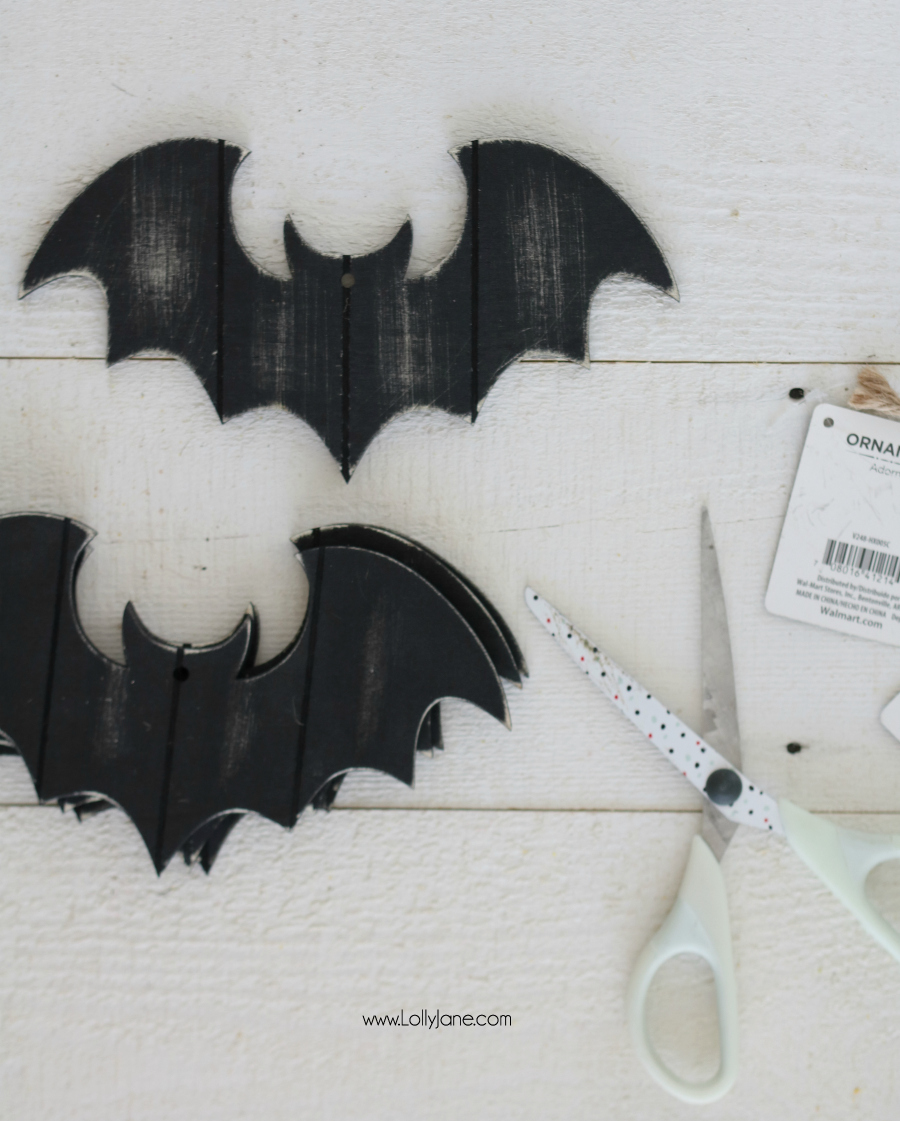 Versatile Halloween Garland made in minutes from bat ornaments!