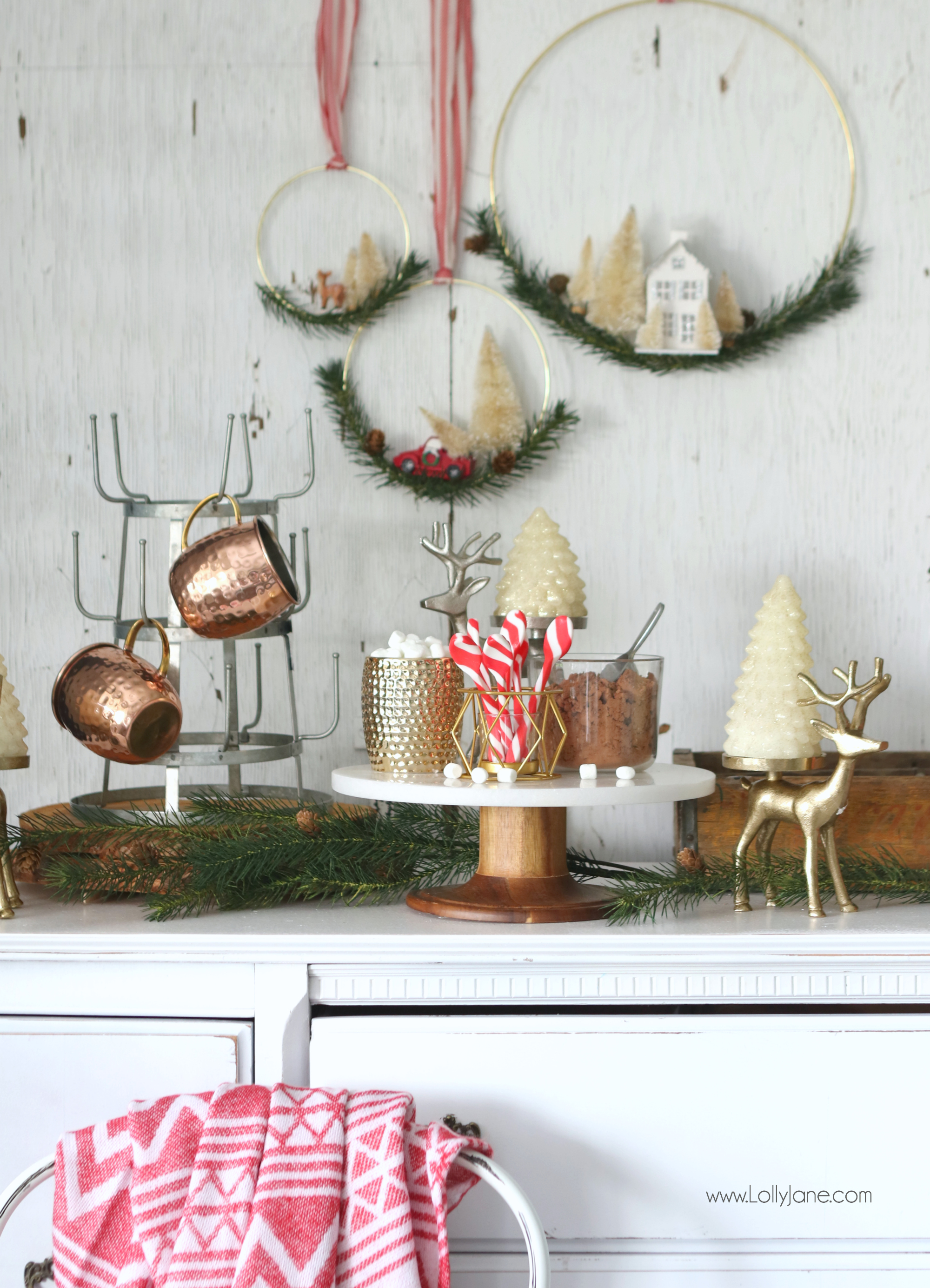 DIY Christmas Tablescape & Hot Chocolate Party How-To!