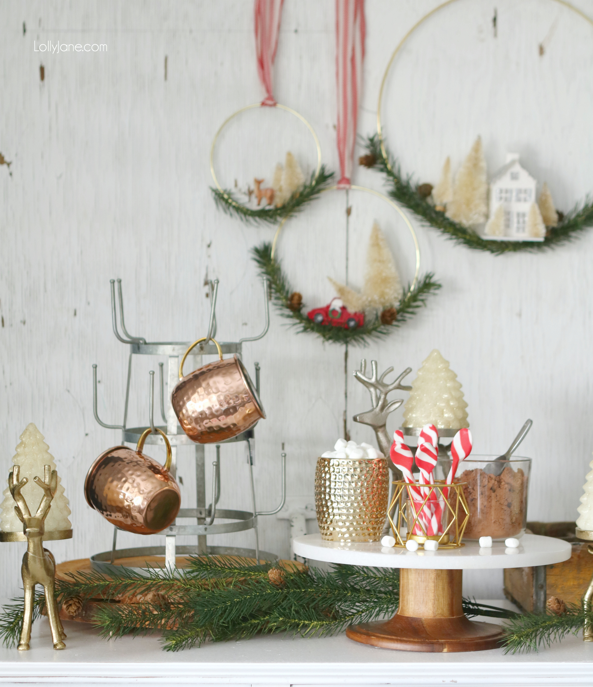 Easy Rustic Glam Hot Chocolate Station, perfect station to grab and go! Love this setup to leave up all season!