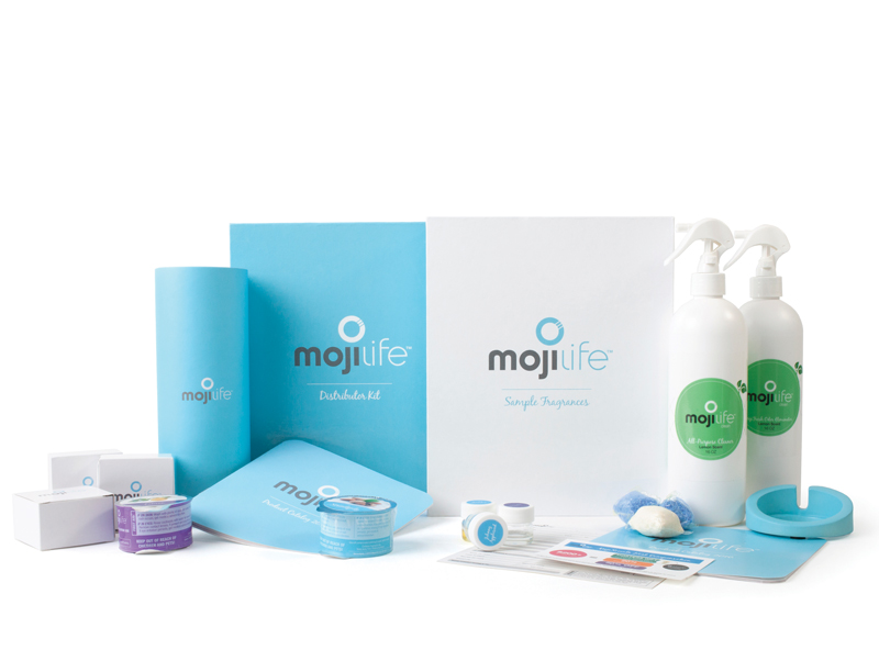 Plus MojiLife distributor kit | Love this awesome AirMoji with amazing air fresheners that won't make a mess, drip, soy and gluten free!